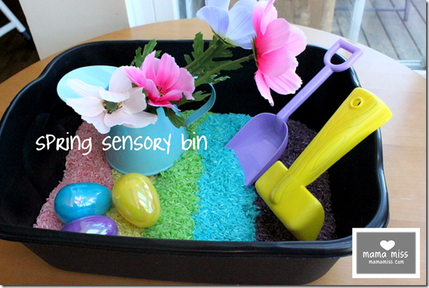 Spring Sensory Bin #spring #sensory http://www.mamamiss.com ©2012