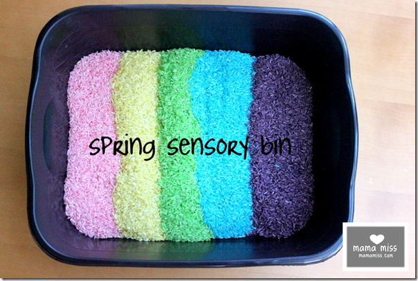 Spring Sensory Bin #spring #sensory http://www.mamamiss.com ©2012