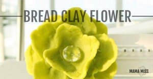 Bread Clay Flower | @mamamissblog #crafts #kidcrafts #diy #bread