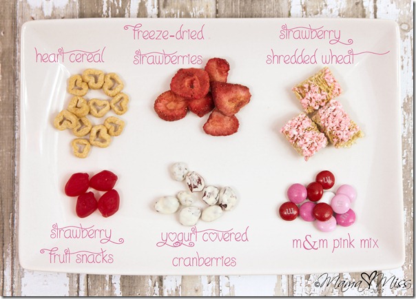 Valentine Snack Mix https://www.mamamiss.com ©2013