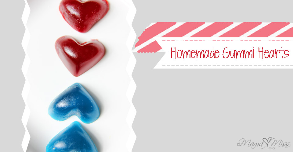 Homemade Gummi Hearts https://www.mamamiss.com ©2013