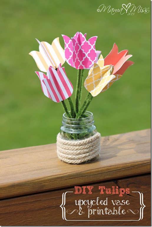 DIY Tulips Upcycled Vase and Printable @mamamissblog #tulips #freeprintable #upcycle