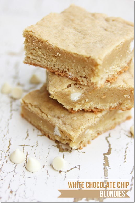 White Chocolate Chip Blondies | Mama Miss #blondies #decadentdessert