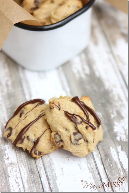 Zucchini Chocolate Chip Cookies | Mama Miss #zucchini #dessert #bake #squash