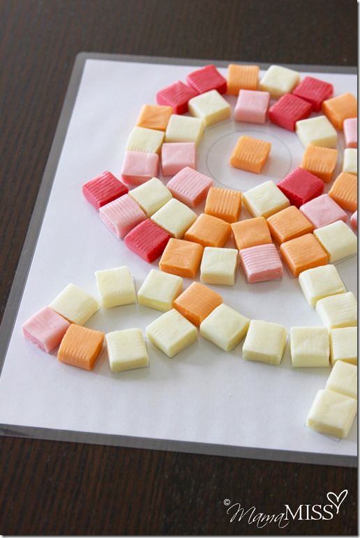 Starburst Candy Mosaic | Mama Miss #starburst #mosaic #freeprintable #kidart