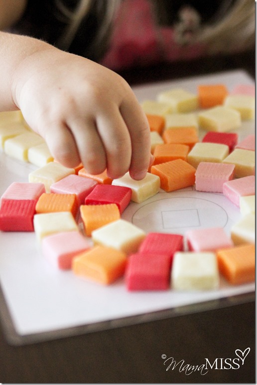 Starburst Candy Mosaic | Mama Miss #starburst #mosaic #freeprintable #kidart