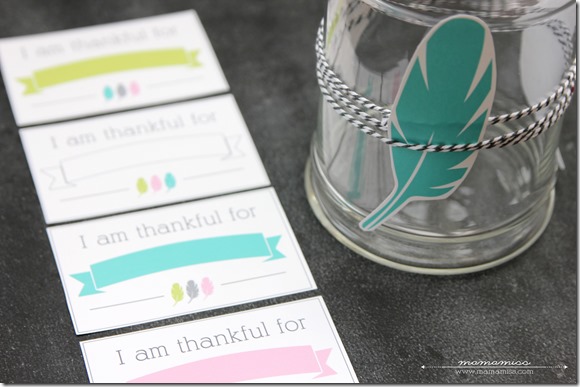 Thankful Print and Thankful Jar | @mamamissblog #thankfulactivity #thanksgiving #gratitude