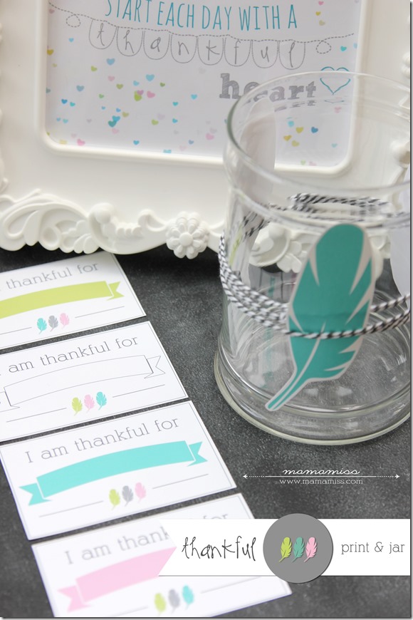 Thankful Print and Thankful Jar | @mamamissblog #thankfulactivity #thanksgiving #gratitude