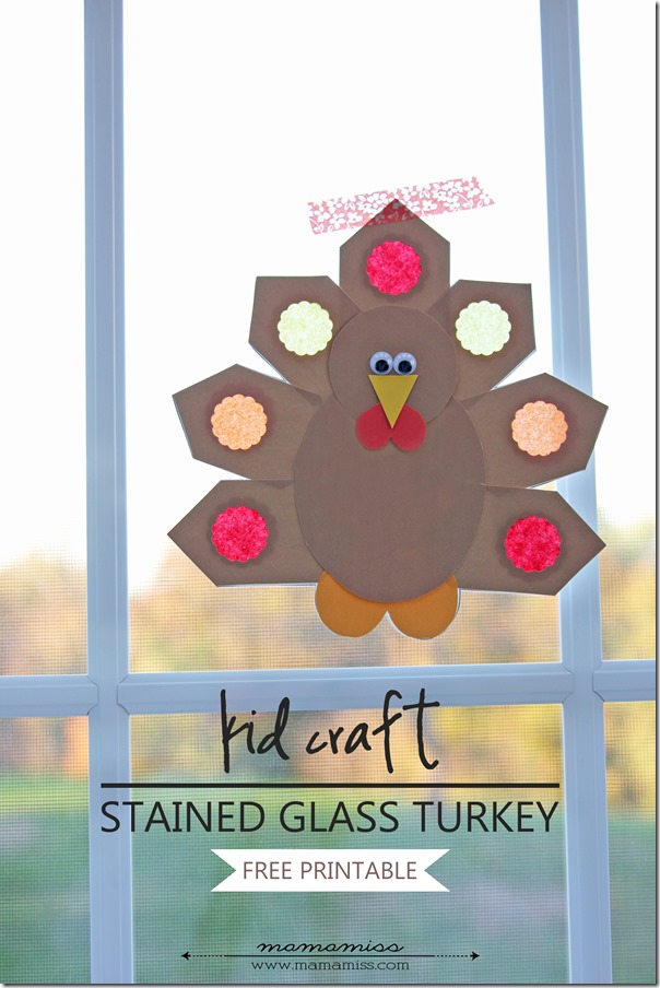 Stained Glass Turkey Craft | @mamamissblog #thanksgiving #turkeycraft #freeprintable