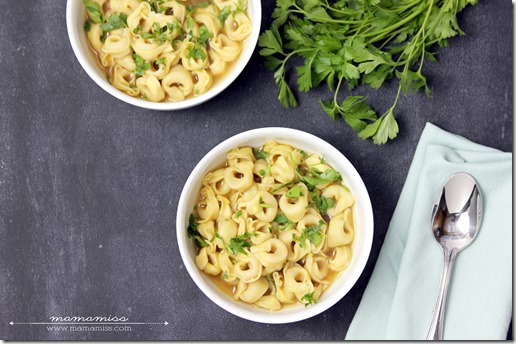 Parmesan Broth Tortellini | @mamamissblog #pastanight #easymeal #quickeats