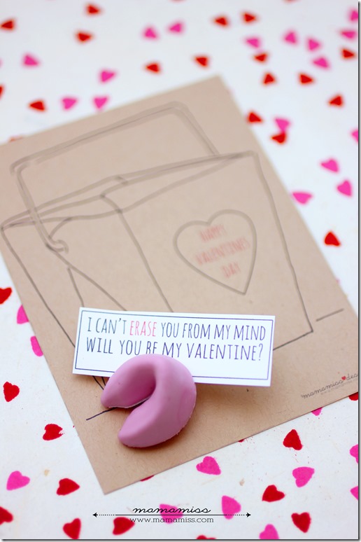 Fortune Cookie Eraser Valentines | @mamamissblog #candyfree #freeprintable #handmadeholiday