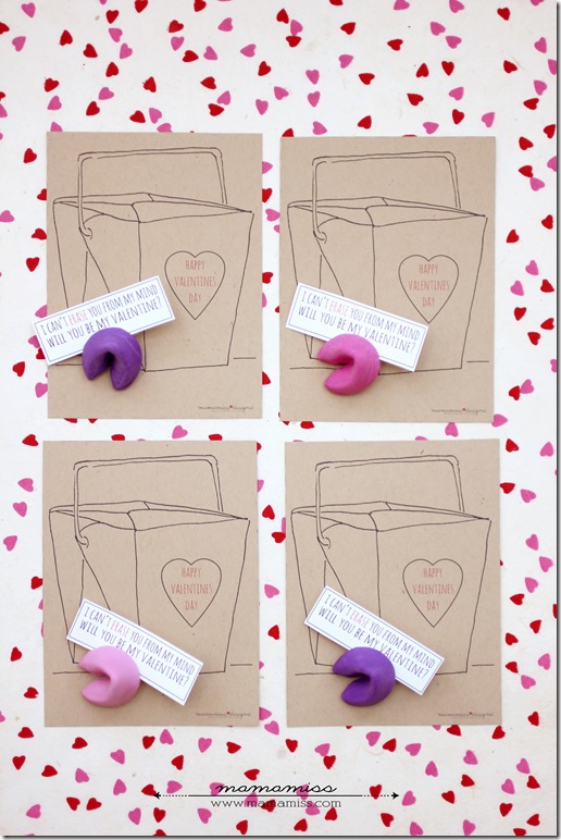 Fortune Cookie Eraser Valentines | @mamamissblog #candyfree #freeprintable #handmadeholiday