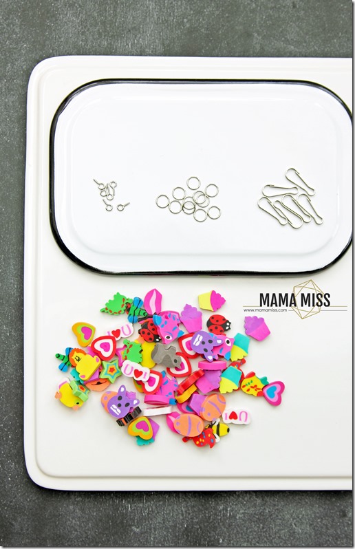 Do you remember?!  DIY Inspired: Eighties Charm Necklace | @mamamissblog #eightiesstyle #retro #eightiesfashion