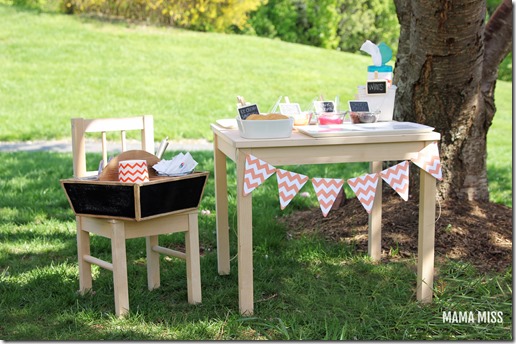 Ice Cream Sandwich Bar | @mamamissblog #icecream #bar #letterI  #kidparty