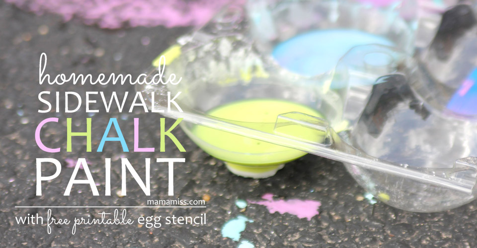 Homemade Sidewalk Chalk Paint | @mamamissblog #chalk #homemadepaint #outdoorplay