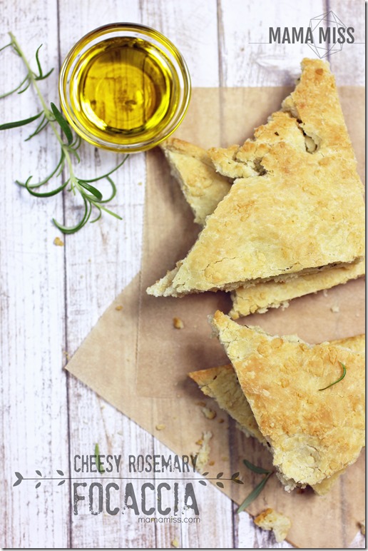 Cheesy Rosemary Focaccia | @mamamissblog #yeast #stuffedfocaccia #flatbread #bread