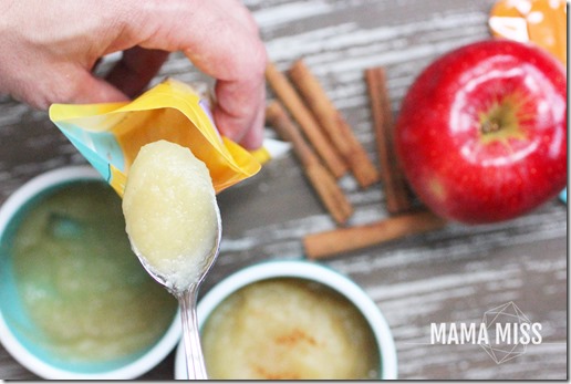 Homemade Applesauce | @mamamissblog @ReSqueeze #natural #homemade #sugarfree #apples