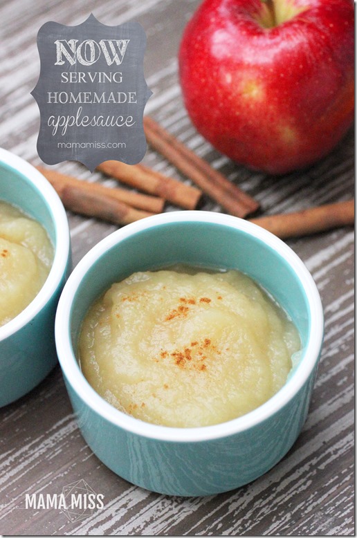Homemade Applesauce | @mamamissblog @ReSqueeze #natural #homemade #sugarfree #apples