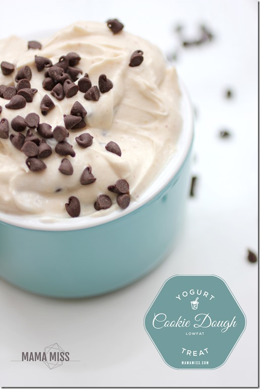 Cookie Dough Yogurt | @mamamissblog #cookiedough #sweettreats  #healthysnack