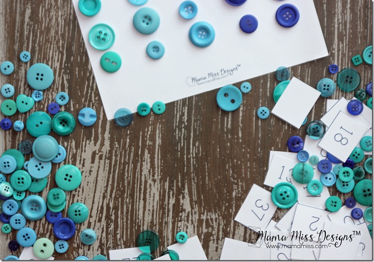 Inspired by Pete The Cat - Button Counting, Graphing, and Sorting with FREE PRINTABLE! | @mamamissblog ‪#‎vbcforkids‬ #bookactivities