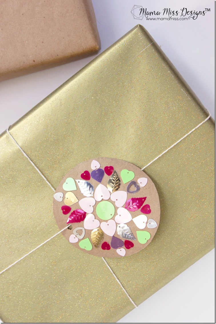 Stitched Paper & Mandala Tag - an easy & creative way to add a handmade aspect to your gift giving! | by @mamamissblog #handmadeholiday #RAMS