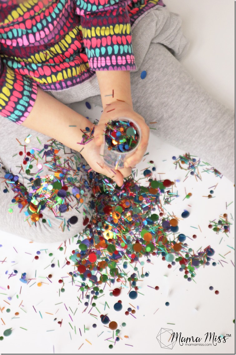 Confetti Party Popper - a super easy & super fun DIY! | @mamamissblog