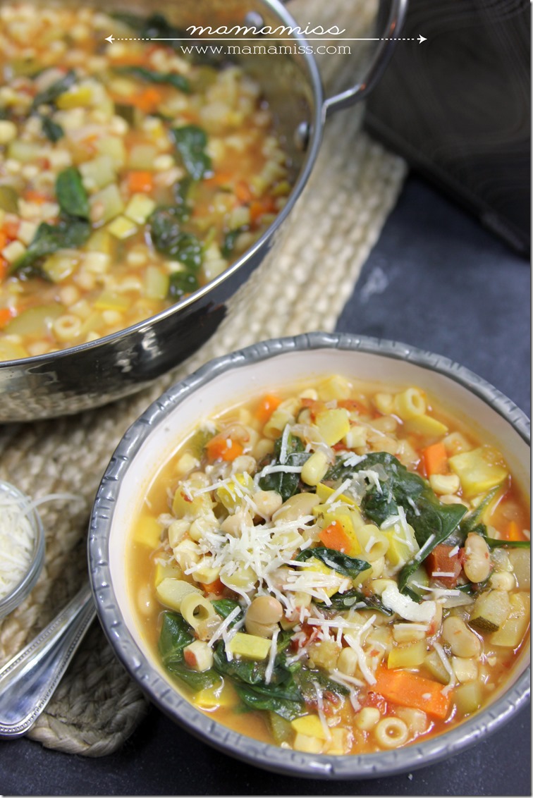 Seven Vegetable Minestrone Soup | @mamamissblog #FluRemedy #veggie #healthy #soup