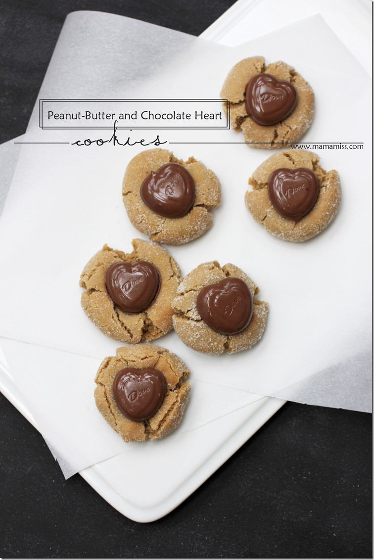 Peanut-Butter and Chocolate Heart Cookies | @mamamissblog #peanutbutter #valentinesdaytreats #classiccookie #dovechocolates