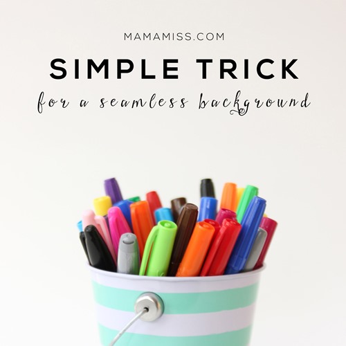 A super simple trick to give you a seamless background in your photos.  @mamamissblog