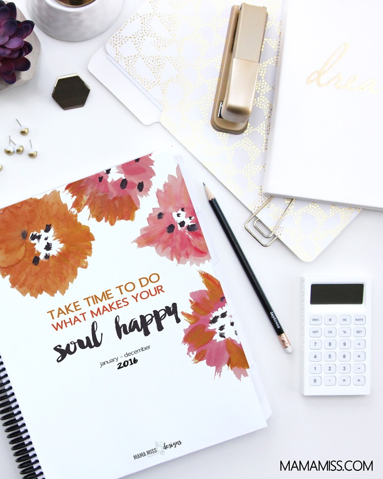 It's here - your beautifully designed 2016 Blogger Planner and Day Planner!  19 new pages and 2 available sizes - the ultimate blogger organizational tool!