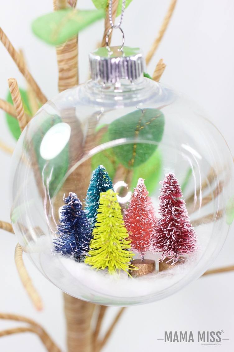 Bottle Brush Forest Ornament - Made by Kids! Inspired by the kids book Pick a Pine Tree from @mamamissblog for a #KidMadeChristmas