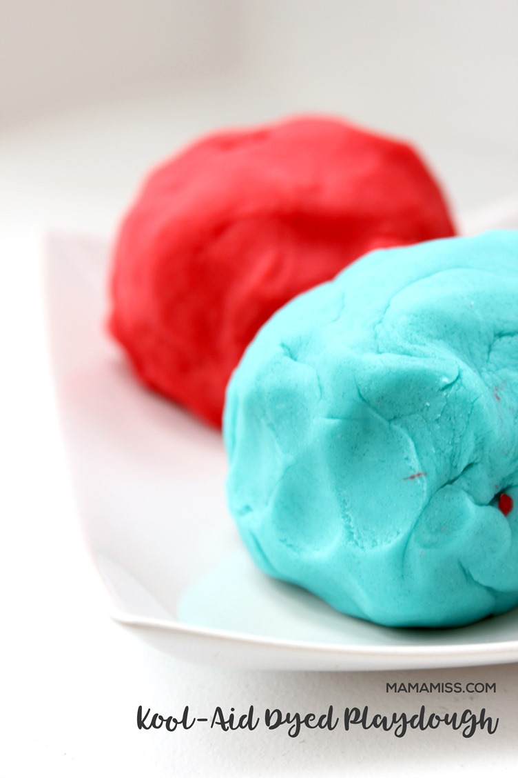 Kool-Aid Dyed Playdough offers up vibrant colors and a yummy scent, and the consistency stays soft over time. That's a win-win for homemade playdough! Found on @mamamissblog