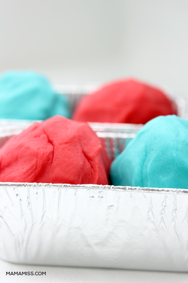 Kool-Aid Dyed Playdough offers up vibrant colors and a yummy scent, and the consistency stays soft over time. That's a win-win for homemade playdough! Found on @mamamissblog