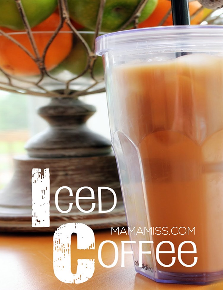 Simple Iced Coffee using the cold-brew method @mamamissblog